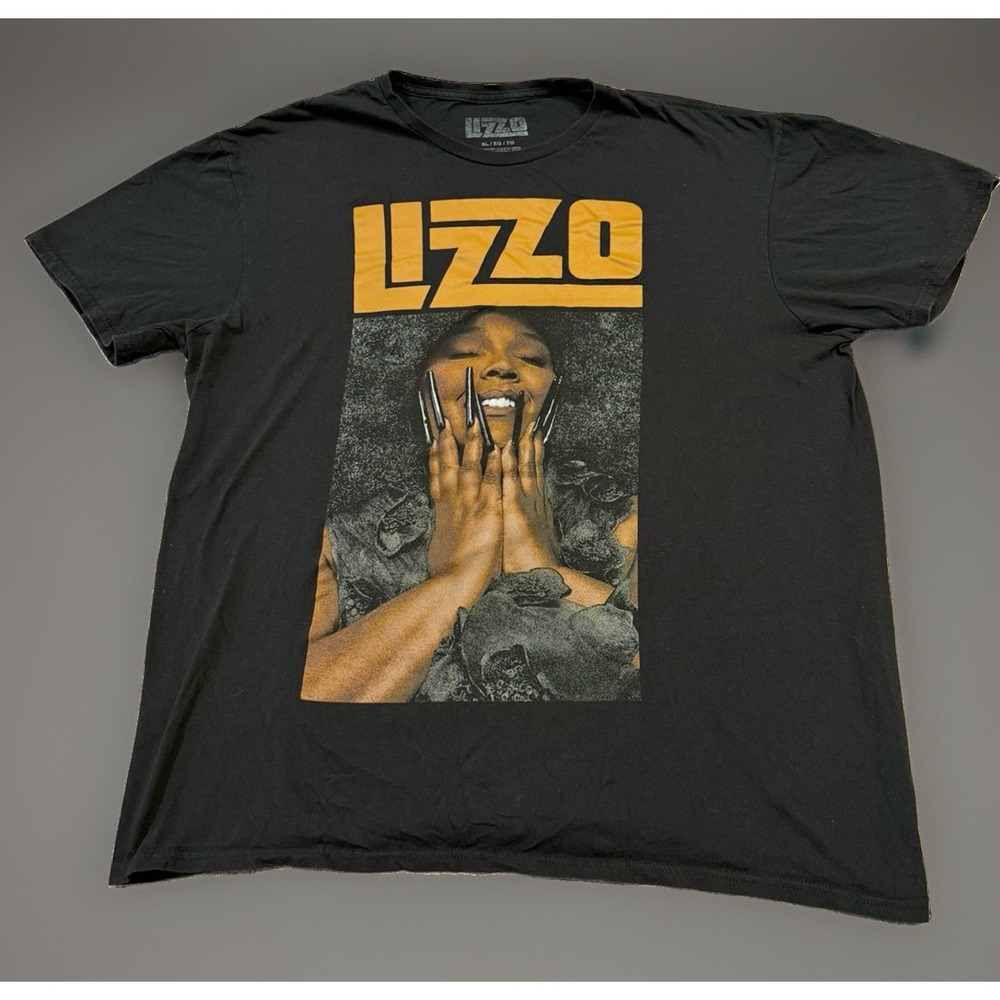 Mens 2XL Lizzo Black & Orange graphic script T-Shirt NICE Black